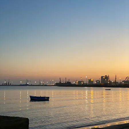 Luxury Aparthotel Golem