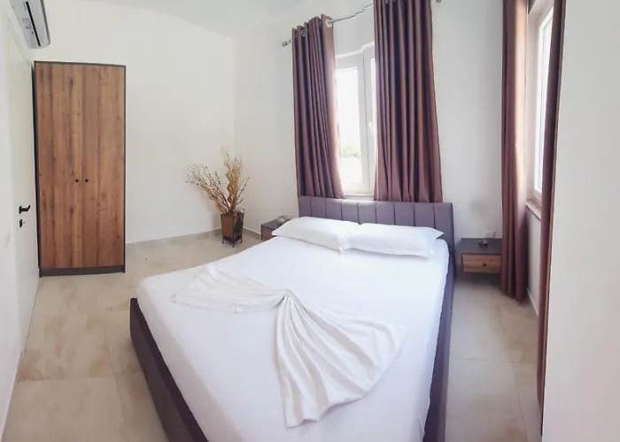 Ξενοδοχείο με διαμερίσματα Luxury Aparthotel Golem 3*