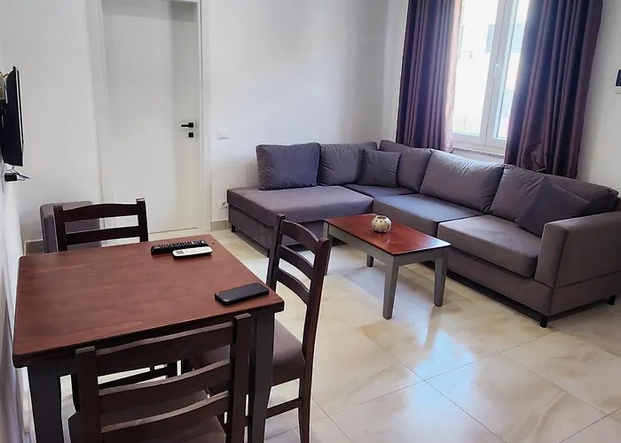 Luxury Aparthotel Golem Golem (Tirana)