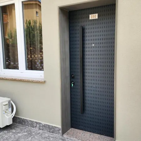 Guest House Tirana Aparthotel Golem (Tirana)