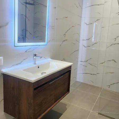 Luxury Aparthotel Golem Golem (Tirana)
